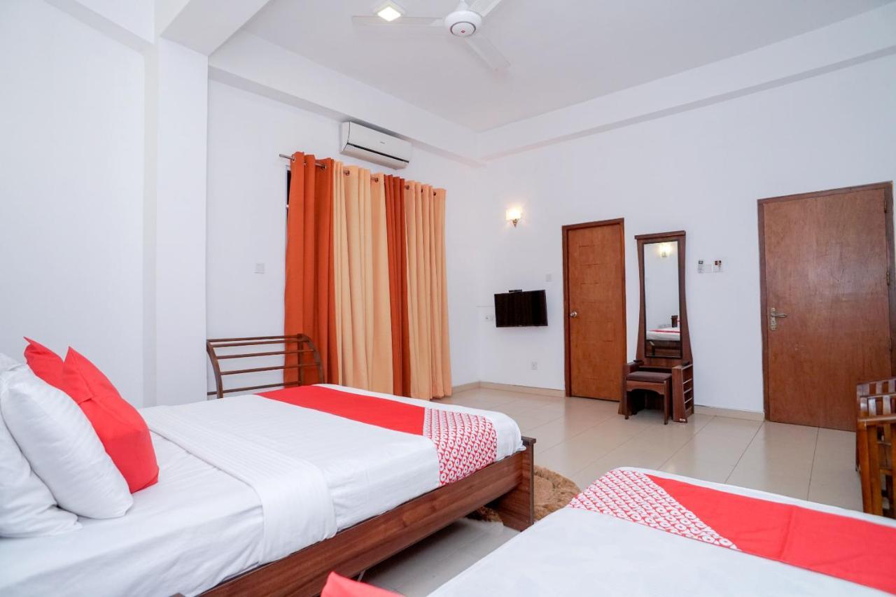 Hotel Mirissa Regent Buitenkant foto