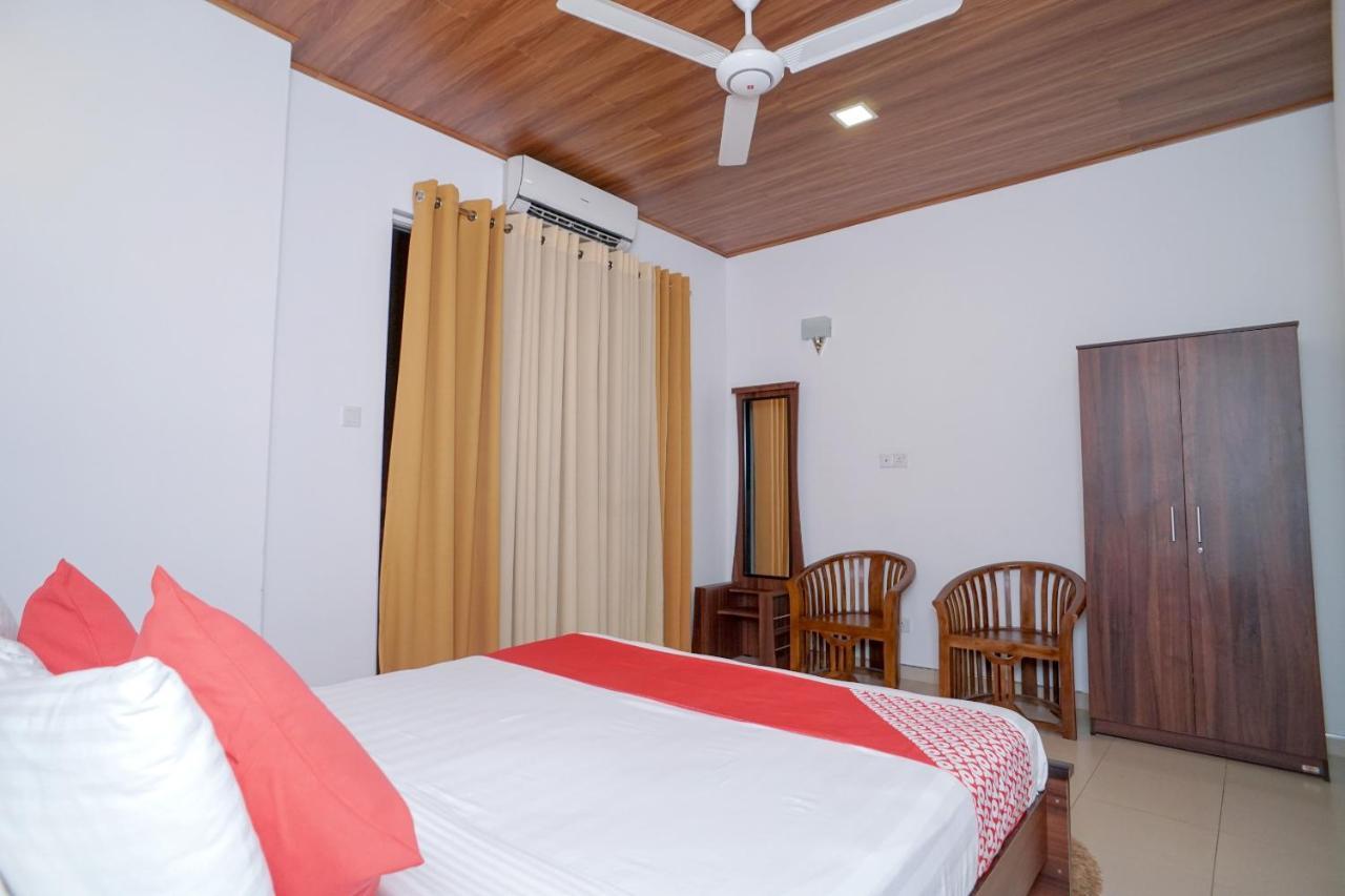 Hotel Mirissa Regent Buitenkant foto